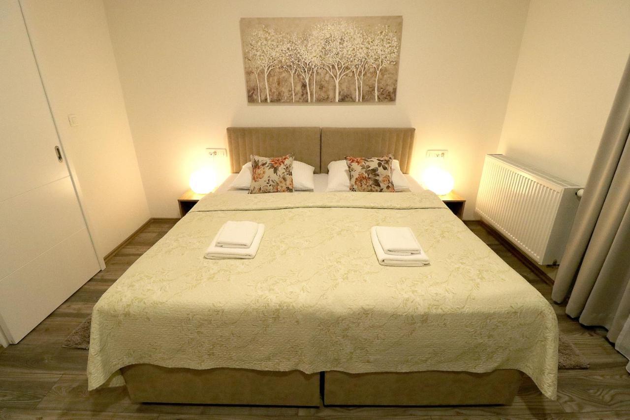 Apartmani I Sobe Laganini Nova Gradiska Esterno foto